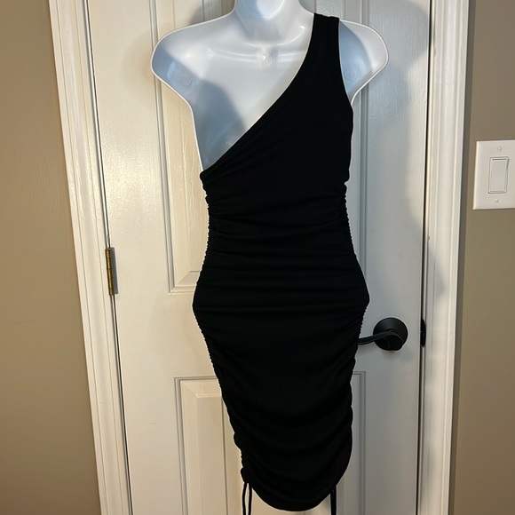 Forever 21 Juniors Size Medium Black Ribbed Body-con Ruched Dress - Picture 3 of 5